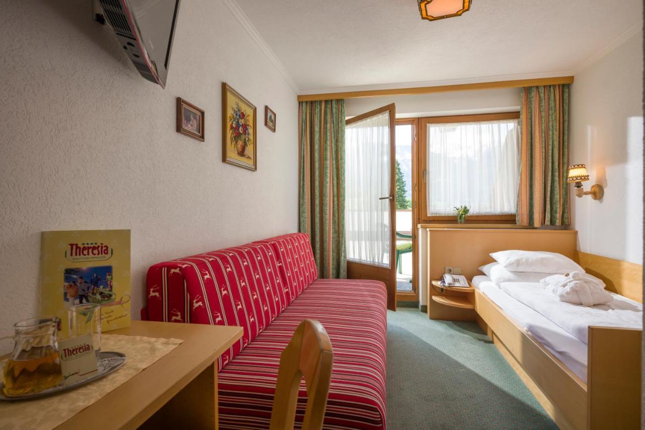Hotel Theresia Ramsau im Zillertal Eksteriør billede