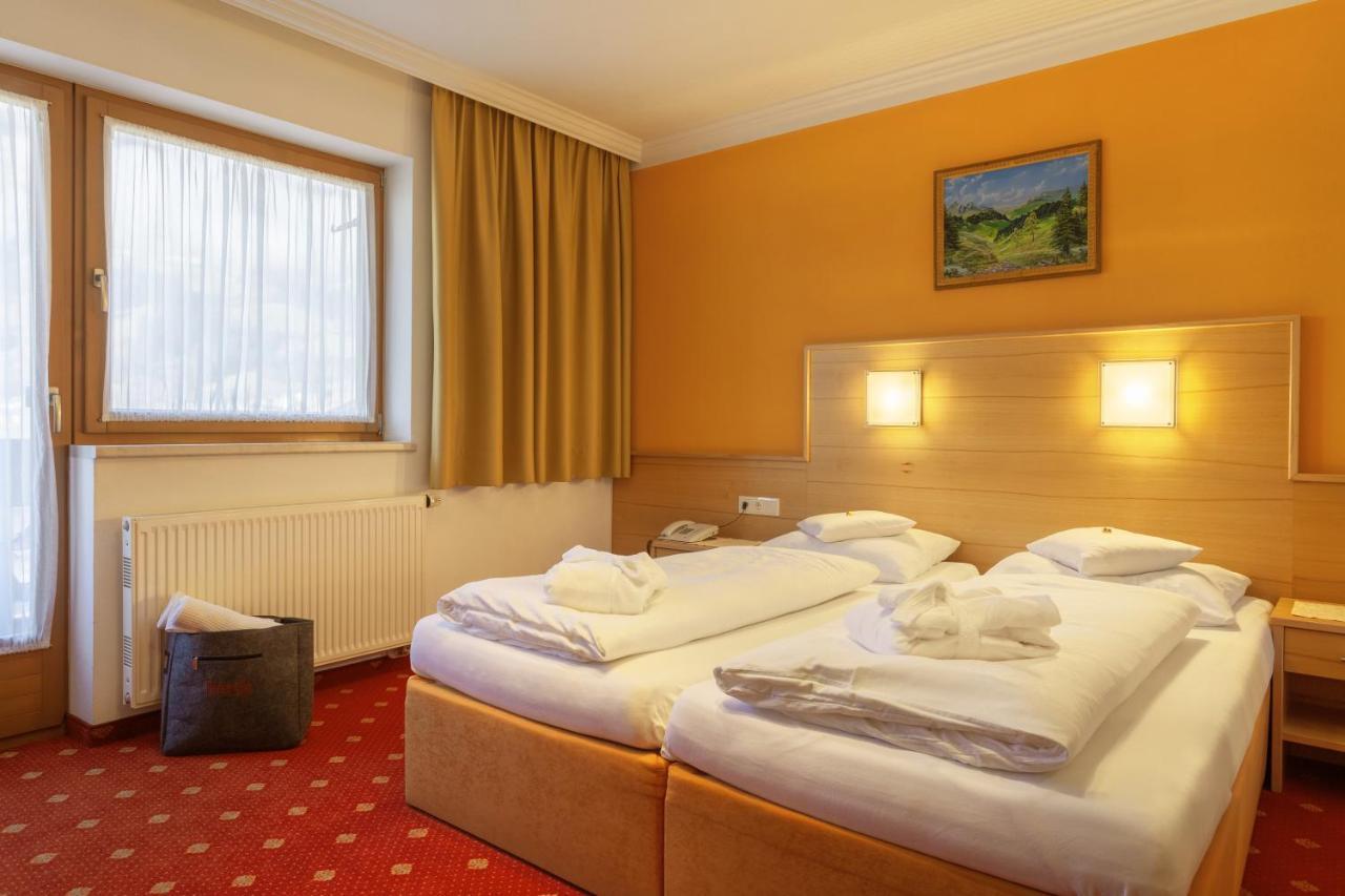 Hotel Theresia Ramsau im Zillertal Eksteriør billede