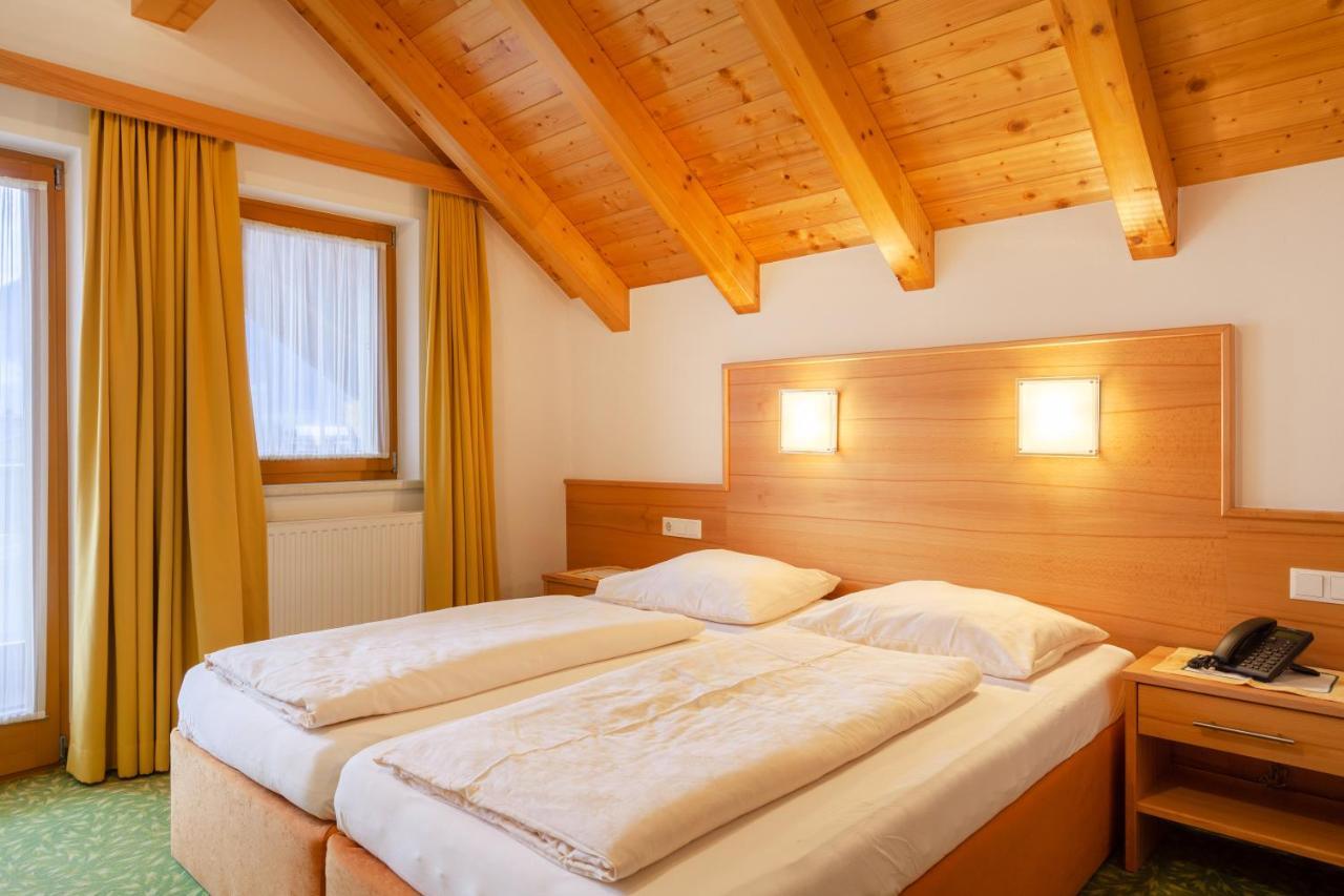 Hotel Theresia Ramsau im Zillertal Eksteriør billede